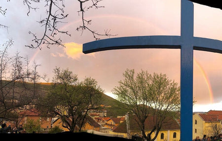 Rainbow at Medjugorje Apparition - April 2 Video Report